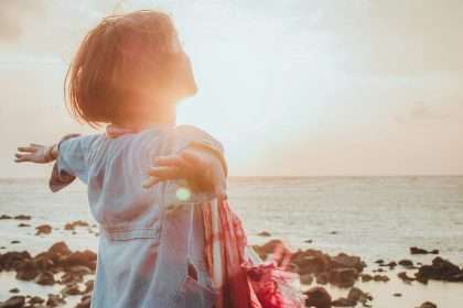 10 physical symptoms of spiritual awakening